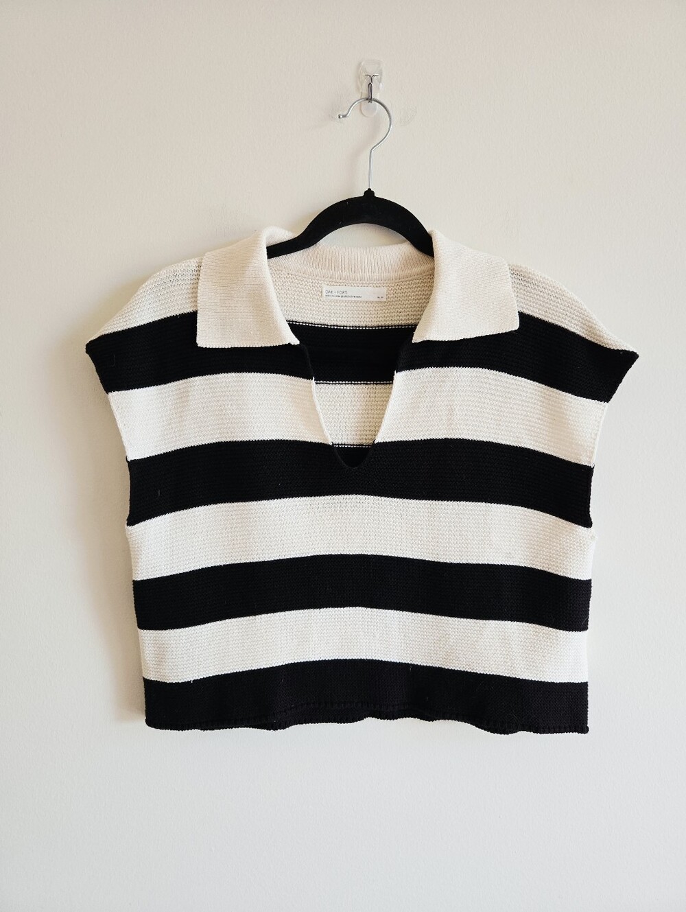 OAK + FORT | US S Polo Sleeveless Sweater Vest | white black striped